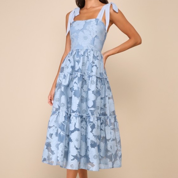 Lulus Proof Of Perfection Blue Floral Tiered Tie-strap Midi Dress - Size L - Picture 1 of 1
